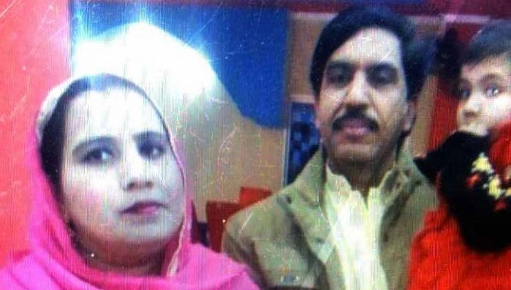 पाकिस्तान में शादी में जा रहे 3 'बेगुनाहों' को बच्चों के सामने ही गोलियों से भून डाला