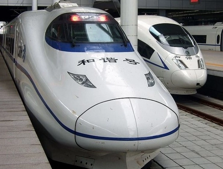 चीन की सुपर मैग्लैव ट्रैन चलेगी 1000 किमी प्रति घंटा की रफ्तार से, एयरोप्लेन से भी तेज रफ्तार... (वीडियो) - china is testing out a 1000 km h super maglev train
