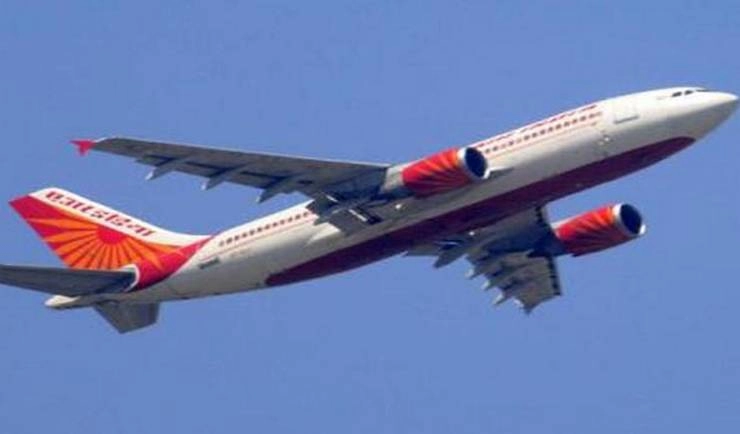 एयर इंडिया के भोजन में मिला कॉकरोच, यात्री से मांगी माफी