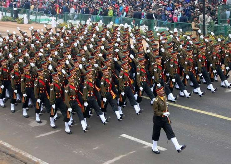 रशियाच्या विजयी दिनाच्या परेडमध्ये पहिल्यांदाच भारताचे तिन्ही सैन्य दल