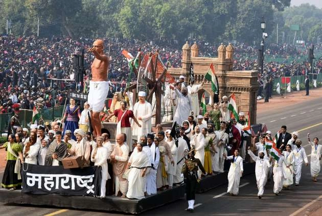 गणतंत्र दिवस : राजपथ पर दिखा शौर्य और विभिन्न कलाओं का अनूठा नजारा - Republic Day Celebration
