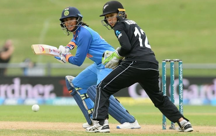 रोमांचक मैच में न्यूजीलैंड ने भारत को दो रन से हराया, 3-0 से क्लीनस्वीप किया - Newzealand beats Team India in womens cricket by 2 runs