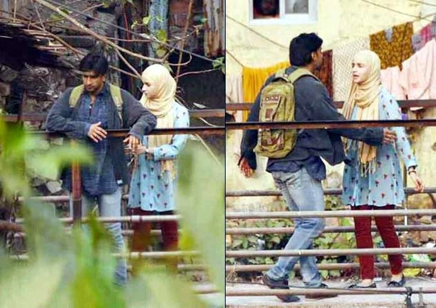 गंदी बस्तियों में रणवीर सिंह और आलिया ने बिताए 25 दिन - Ranveer Singh and Alia Bhatt shot for over 25 days at real slums in Mumbai