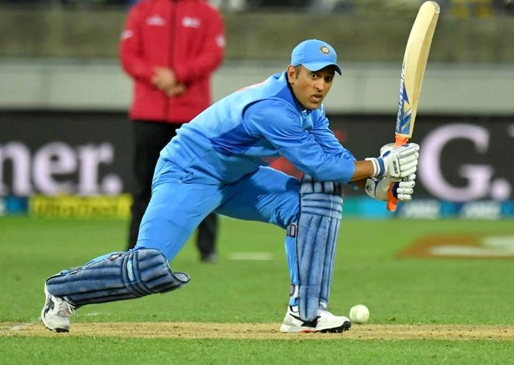 इस पूर्व कंगारू कप्तान ने कहा, 'टी-20 विश्वकप में धोनी जैसा फिनिशर ना होना ऑस्ट्रेलिया को खलेगा'