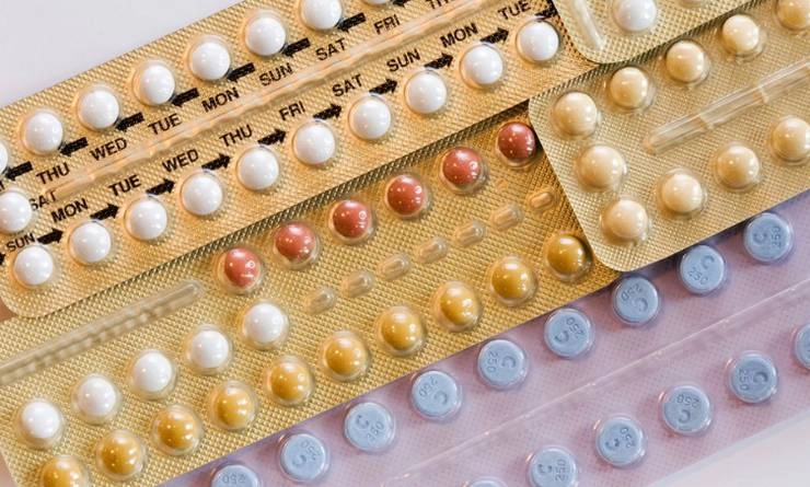 Contraceptive pills। गर्भनिरोधक गोलियां लेने वाली महिलाओं के भावनाशून्य होने का खतरा - Combined pill