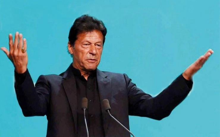 Imran Khan। इमरान खान कर्ज से परेशान, रोजाना चुकाना पड़ रहा है 6 अरब रुपए का ब्याज - PM Imran says govt pays Rs 6 bn interest per day on loans