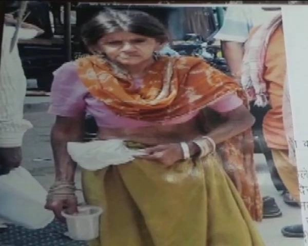 चौंकिए मत खबर सही है, भीख के 6.6 लाख रुपए शहीदों के परिजनों को दिए... - lady beggar 6.6 lakhs doneted for martyrs of Pulwama attack