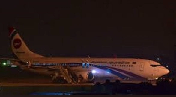प्लेन हाईजैक की कोशिश नाकाम, कमांडो ने बचाई 148 यात्रियों की जान... - bangladesh attempt to hijack dubai bound plane emergency landing in chittagong
