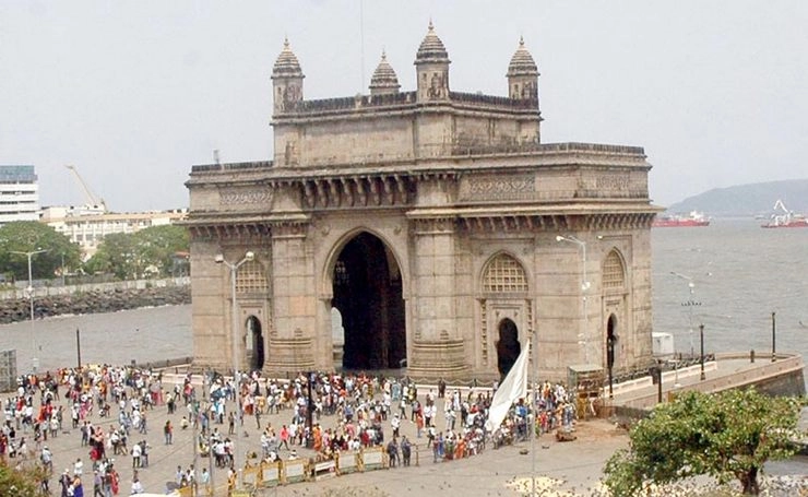 ગુજરાત બન્યું ત્યારે મુંબઈ મહારાષ્ટ્રમાં કેમ ગયું?