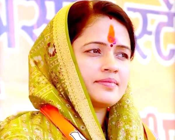 सीधी में भाजपा उम्मीदवार रीति पाठक को काट डालने की धमकी - Threat to BJP candidate Riti Pathak
