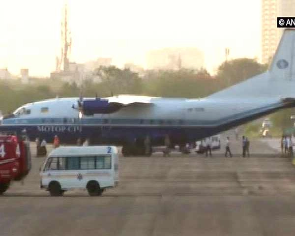 पाकिस्तान से आ रहा विमान गुजरात में घुसा, IAF ने घेरकर जयपुर में उतारा
