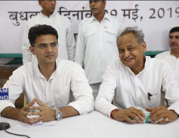 कांग्रेस में गुटबाजी, गेहलोत ने सचिन पायलट को बताया बेटे की हार का कारण, कहा लें जिम्मेदारी - Ashok Gehlot says, Sachin Piolet should take responsibility on Congress