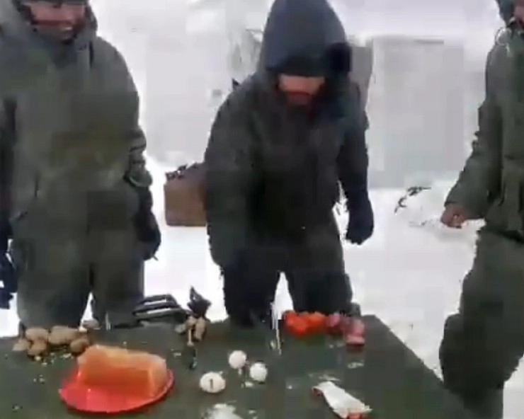 माइनस 60 डिग्री में अंडा, आलू और प्याज बन जाते हैं पत्थर, सियाचिन में दुश्मन ही नहीं ठंड से भी मुकाबला करते हैं भारतीय जवान (video) - siachen eggs dont break with hammer due to 60 degrees temperature