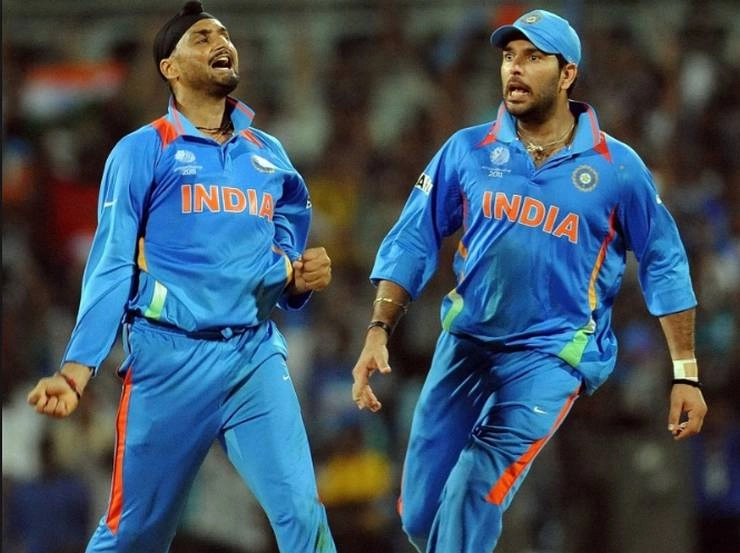 युवराज से लेकर हरभजन ने ऐसे याद की 10 साल पुरानी वनडे विश्वकप जीत की सालगिरह - Former Team india players cherish 2011 world cup win