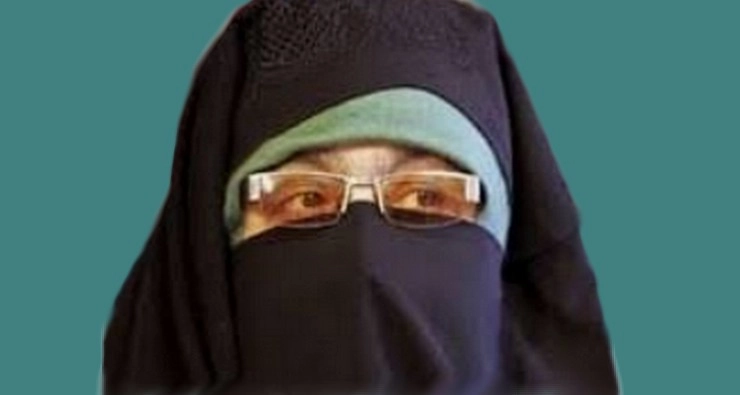 एनआईए ने कसा शिकंजा, अलगाववादी नेता आसिया अंद्राबी का घर किया अटैच - Kashmiri separatist leader Aasia Andrabi