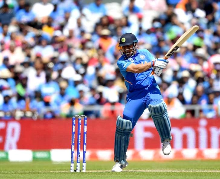 ICC World Cup 2019 : धोनी ने धुआंधार पारी खेलकर कर दिए सबके मुंह बंद - Mahendra Singh Dhoni