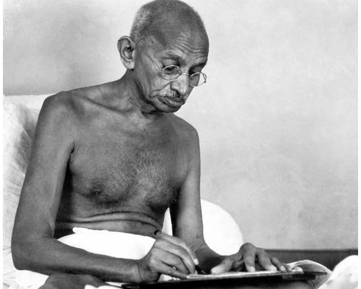 महात्मा गांधी जब ख़ुद लिंच होने से यूं बाल-बाल बचे