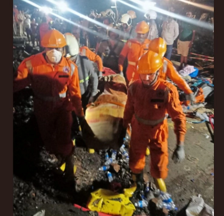 महाराष्ट्र के रत्नागिरि जिले में बांध में दरार से 6 लोगों की मौत, 19 लोग लापता - Mumbai Ratnagiri Rain Dame
