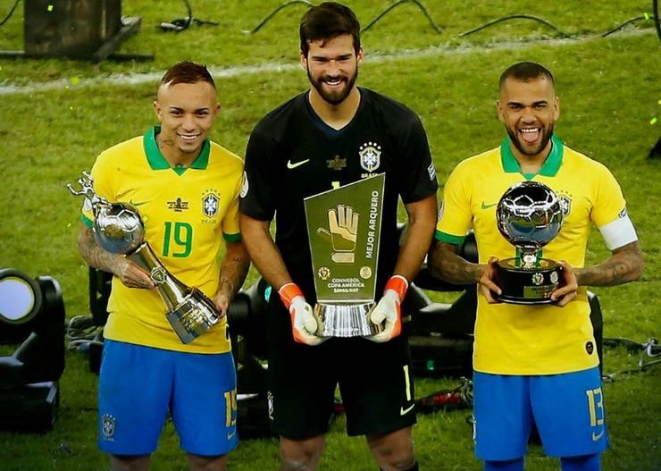 Dani Alves। कोपा अमेरिका 2019 फुटबॉल में ब्राजील के दानी एल्वेस सर्वश्रेष्ठ खिलाड़ी - Dani Alves