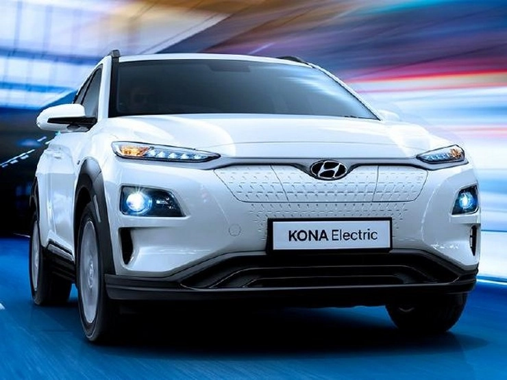 पेट्रोल-डीजल से नहीं बिजली से दौड़ेगी यह कार, एक बार चार्ज करने पर मिलेगा 452 किमी का माइलेज - Hyundai Car Electric Car