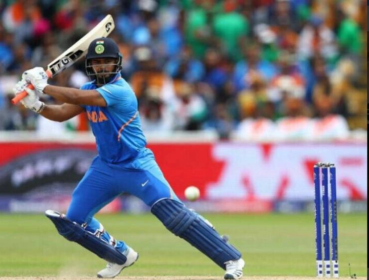 India vs Newzealand : ऋषभ पंत की चतुराई भरी बल्लेबाजी, गेंदबाजों को इस तरह दिया चकमा - Rishabh Pant inning against New zealand in world cup semi final