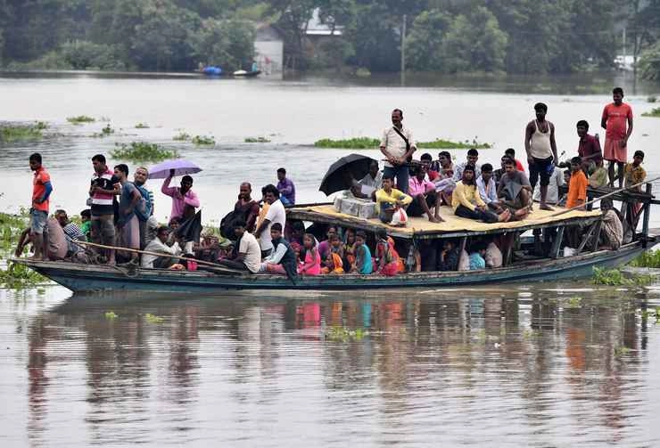 असम और बिहार में बाढ़ से भारी तबाही, 70 लाख लोग प्रभावित, 55 की मौत, केरल में 'रेड अलर्ट'