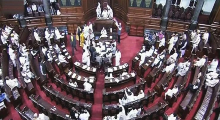 विपक्ष के वॉकआउट के बीच RTI संशोधन विधेयक पर लगी संसद की मुहर