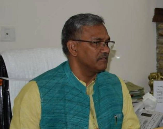 कोरोना संक्रमित उत्तराखंड के CM त्रिवेंद्र सिंह रावत की तबीयत बिगड़ी, अस्‍पताल में भर्ती - Covid positive Uttarakhand CM Trivendra Singh Rawat admitted to hospital in Dehradun