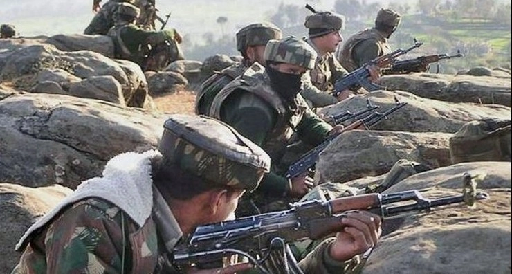 PAK ने फिर किया संघर्ष विराम का उल्लंघन, भारत ने दिया मुंहतोड़ जवाब - jammu and kashmir pak violates ceasefire indian army gives a befitting