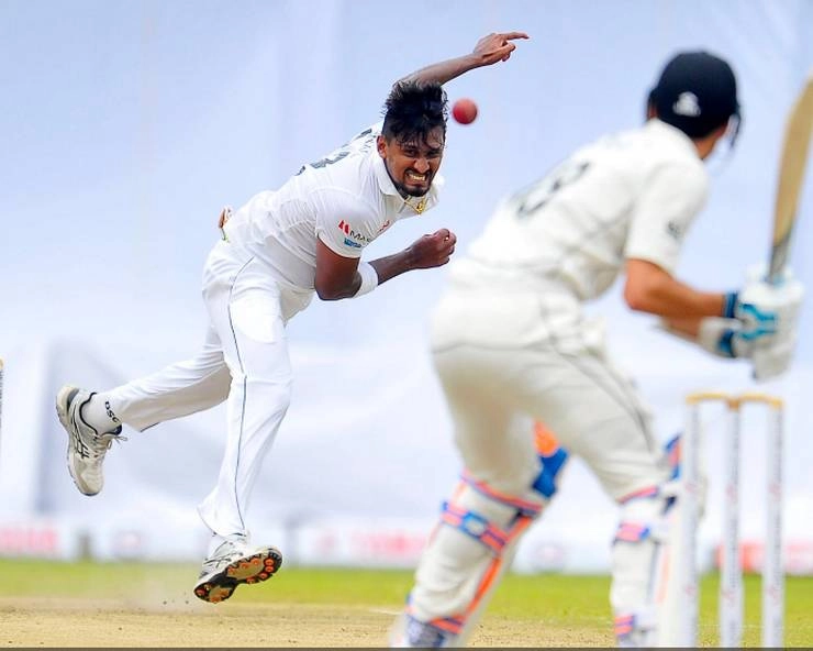 Akila Dananjaya। मुश्किल में श्रीलंकाई फिरकी गेंदबाज, 10 माह में दूसरी बार शिकायत, लग सकता है ban - Akila Dananjaya Bowling Actions