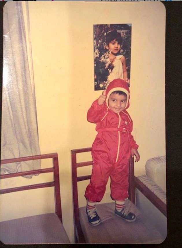 तस्वीर में दिख रहा यह बच्चा आज बन चुका है बॉलीवुड का सुपरस्टार, क्या आपने पहचाना? - ranveer singh shared his cute childhood photo on social media