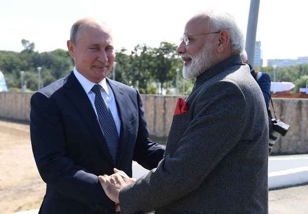 भारत और रूस को पसंद नहीं 'तीसरे' का दखल-नरेन्द्र मोदी