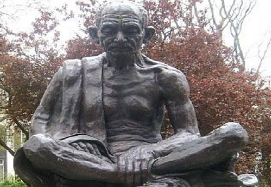 Mahatma Gandhi | पाकिस्तान और चीन समेत दुनिया के 84 देशों में लगी हैं महात्मा गांधी की 110 से ज्यादा प्रतिमाएं