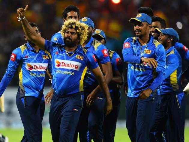 बदहाल पाकिस्तान को अब श्रीलंका के क्रिकेटरों ने दिया बड़ा झटका - Sri Lankan cricketer