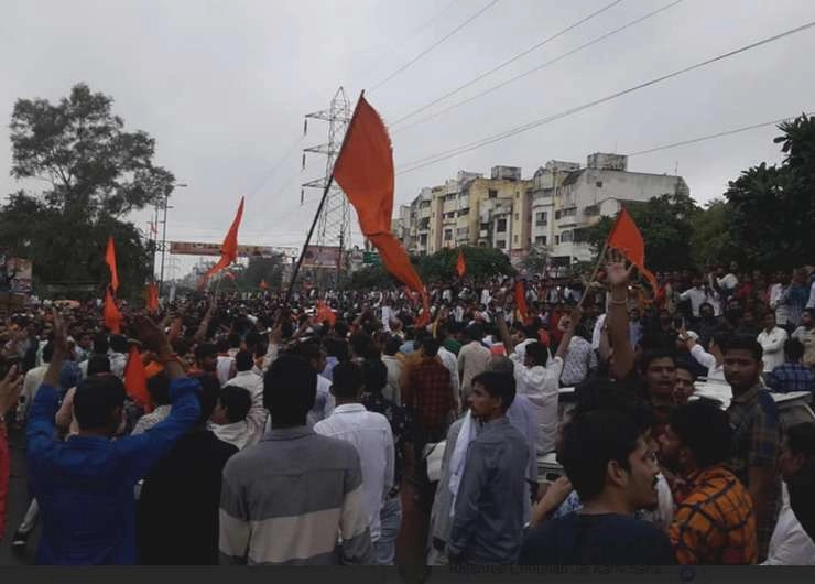 Karni army demonstration | करणी सेना का इंदौर में प्रदर्शन, हजारों लोगों ने लिया भाग