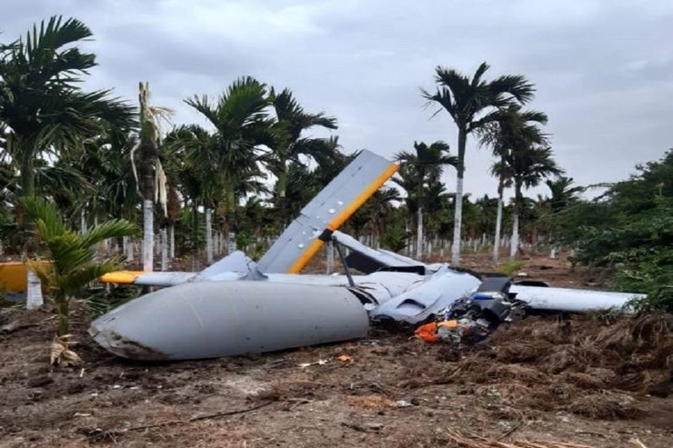 DRDO का अनमैन्ड एरियल व्हीकल कर्नाटक में क्रैश, ट्रायल के दौरान हुआ हादसा - DRDO Unmanned Aerial Vehicle 'Rustom-2' Crashes in Karnataka's Chitradurga