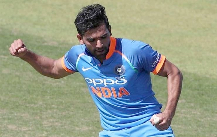 Deepak Chahar | डेथ ओवर में गेंदबाजी करना आसान लगता है : दीपक चाहर