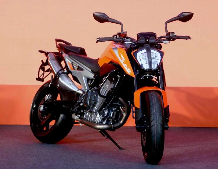 8 लाख की कीमत वाली धमाकेदार बाइक KTM 709 Duke की जानिए खासियत - ktm 790 duke price features specs