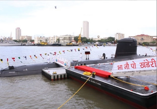 नौसेना में शामिल हु्ई INS Khanderi, जानिए इस 'साइलेंट किलर' से जुड़ी 5 खास बातें - INS Khanderi joins Indian Navy, 5 improtant things about this storng submarine