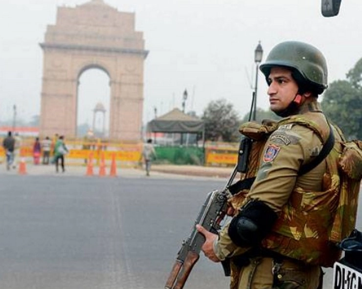 दिल्ली में आतंकी हमले का खतरा, खुफिया सूचना के बाद हाईअलर्ट पर पुलिस - Delhi on high alert after intelligence inputs about terror threat