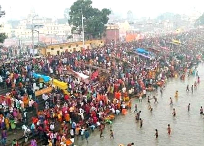 कड़ी सुरक्षा के बीच Ayodhya की 14 कोसी परिक्रमा शुरू