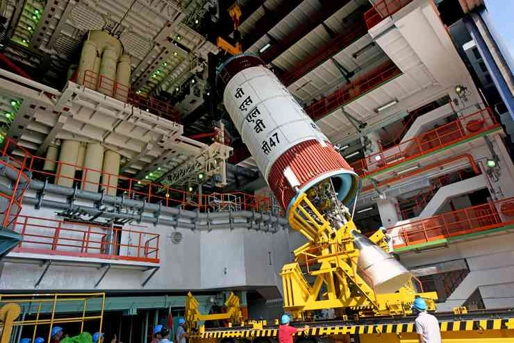 ISRO ने कार्टोसेट-3 का प्रक्षेपण टाला, अब 27 नवंबर को होगा लॉन्‍च - isro postpones launch of cartoset 3 now to be launched on november 27