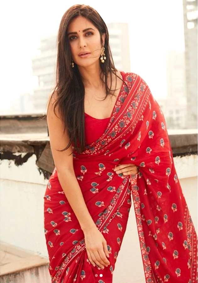 कैटरीना कैफ का देसी लुक, रेड कलर की साड़ी में शेयर की ग्लैमरस तस्वीरें - katrina kaif gorgeous red color saree look virla on social media