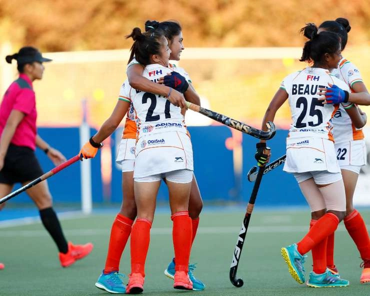 चीन को 2-0 से हराकर भारतीय महिला हॉकी टीम ने जीता एशिया कप का ब्रॉन्ज मेडल - Indian women hockey team bags bronze after registering victory over China