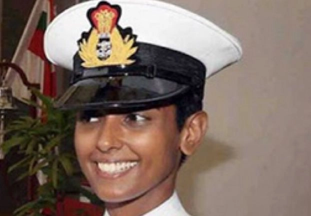 शुभांगी स्वरूप : नौसेना की पहली महिला पायलट, उड़ाएंगी डॉर्नियर टोही विमान - Shubhangi swaroop : First woman pilot of navy