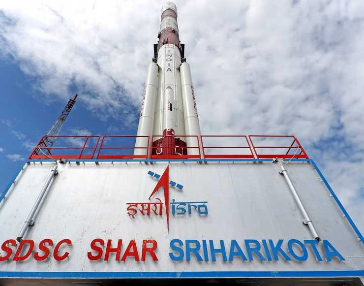 ISRO ने निगरानी उपग्रह RISAT 2BR1 को सतीश धवन स्पेस सेंटर से किया लांच