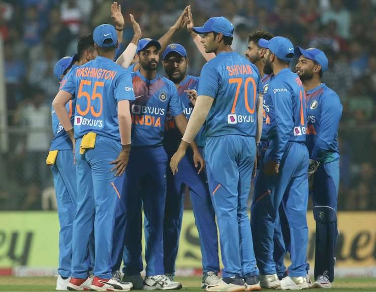 Team india को झटका, चोटिल भुवनेश्वर वेस्टइंडीज के खिलाफ वनडे सीरीज से बाहर - Injured Bhubaneswar out of ODI series against West Indies