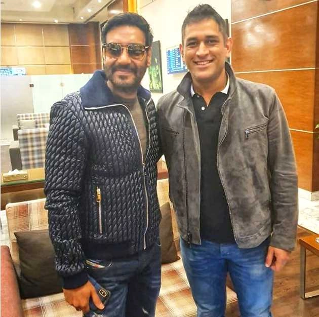 एमएस धोनी के साथ तस्वीर शेयर कर अजय देवगन ने कही यह बात - ajay devgn shares photo with ms dhoni says cricket and films unites the religions of our country