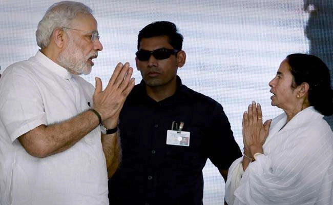 पश्चिम बंगाल में अम्फान से 72 लोगों की मौत, ममता ने PM मोदी से की प्रभावित इलाकों की दौरा करने की अपील