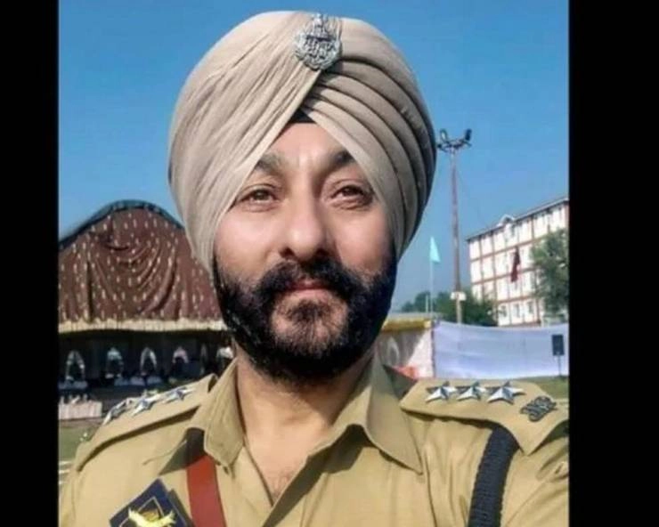 DSP देविंदर से वापस लिया पुलिस पदक, आतंकियों की मदद के आरोप में हुआ था गिरफ्तार - Police madel take back from DSP Devinder Singh